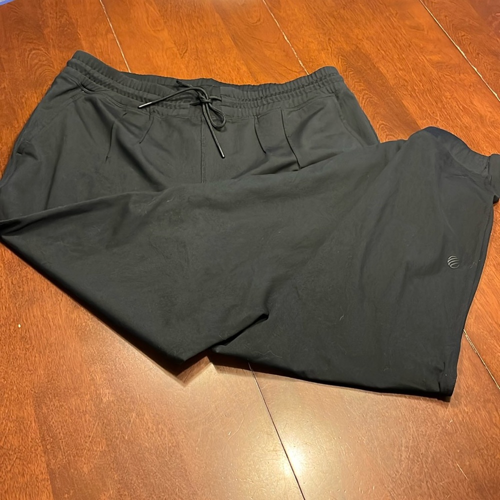 MPG Sport Joggers in excellent condition!
